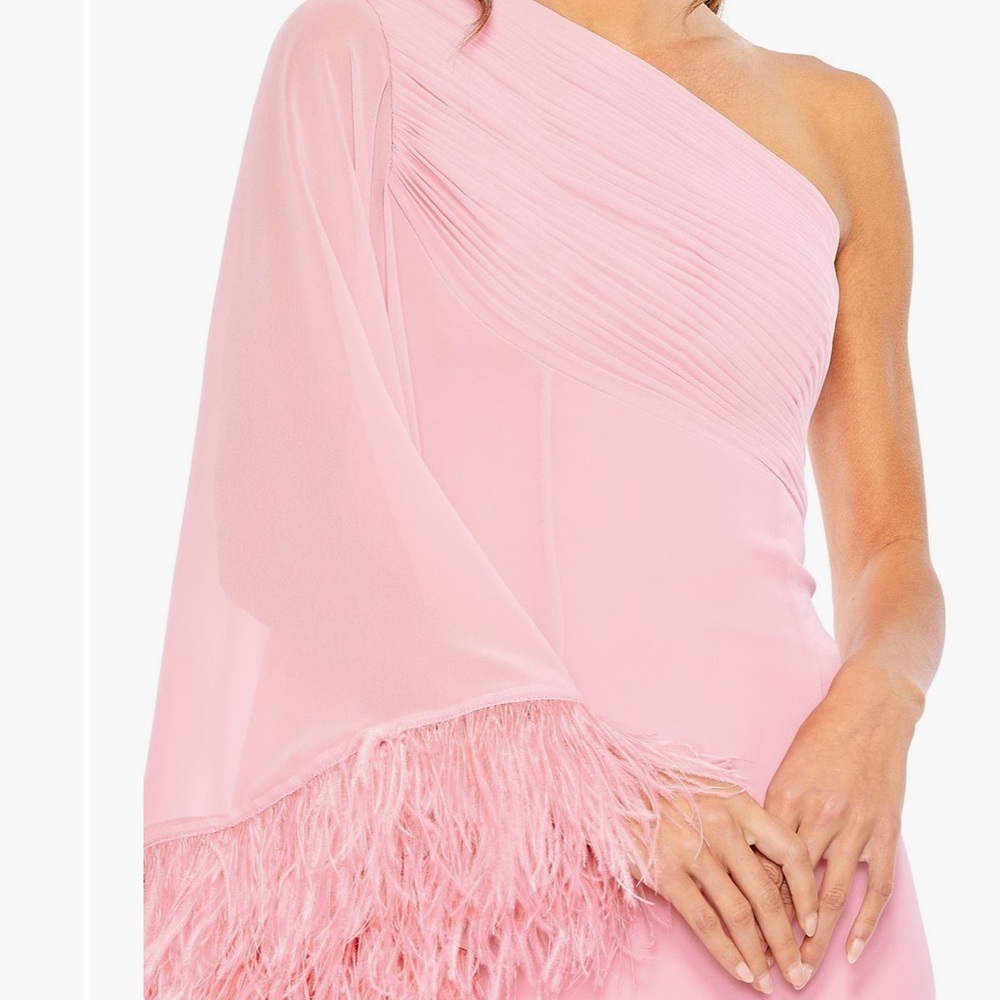 Mac Duggal Elegant Pink One-Shoulder Dress